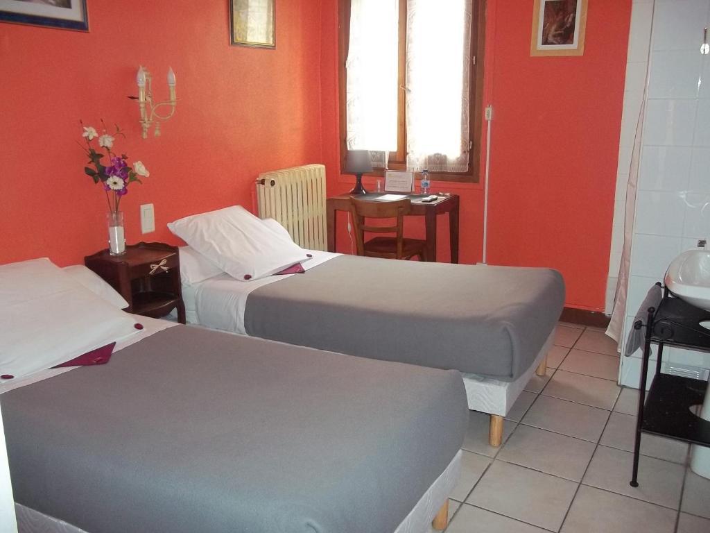 Hotel Innova Cardabella Avignon Room photo